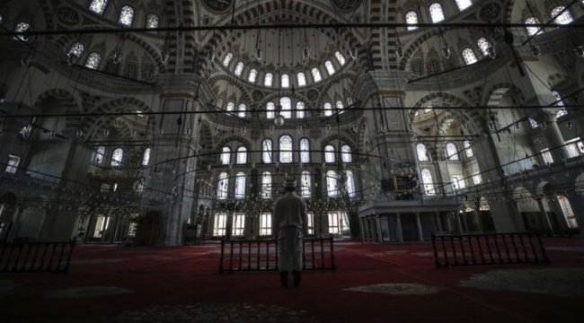 Camilerde Tıbbi Bez Maske Kullanımı Zorunlu Olacak