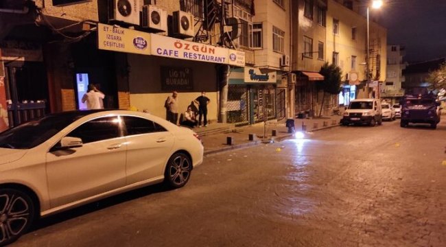 Beyoğlu'nda iş yerine ve lüks bir araca silahlı saldırı