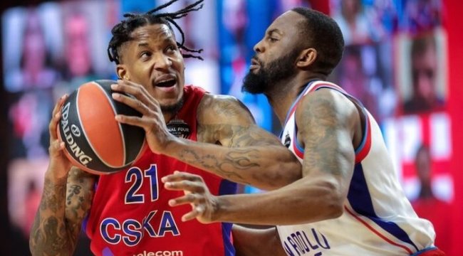 Anadolu Efes, CSKA Moskova'yı az farkla yenerek Euroleague'de finale yükseldi