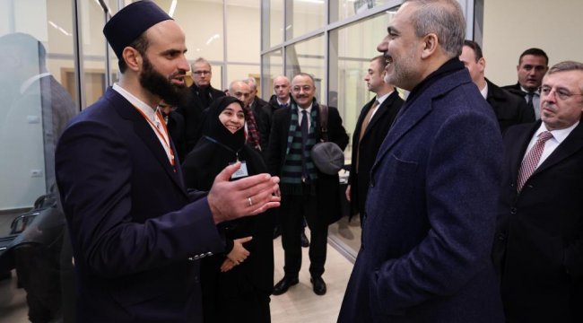 Bakan Fidan, Arnavutluk'ta Namazgah Camii'ni ziyaret etti