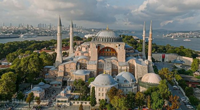 Yabancı turistler için 'Ayasofya' kararı... Bakan Ersoy duyurmuştu: 15 Ocak'ta başlıyor