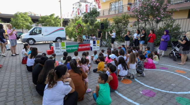 'Sokak Senin' coşkusu Karşıyaka'yı sardı: Çocuk oyunları sanal dünyadan sokağa taşınıyor