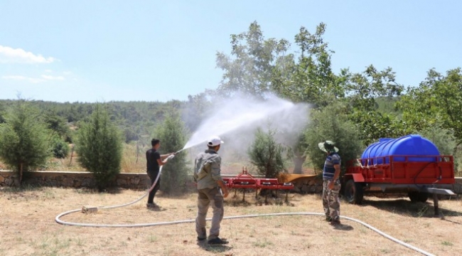 Muğlalılar'dan tankerlerle yangın nöbeti