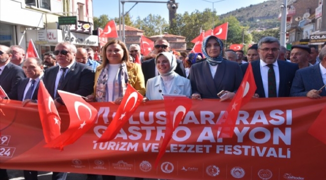 ​​​​​​​Bakan Göktaş, 6. Uluslararası Gastro Afyon Turizm ve Lezzet Festivali'ne katıldı