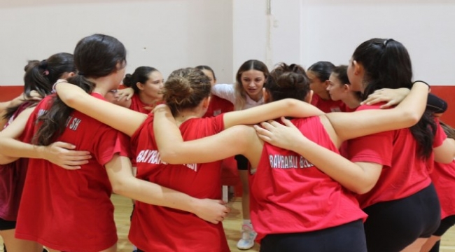 Bayraklı'da 9 Eylül voleybol turnuvası