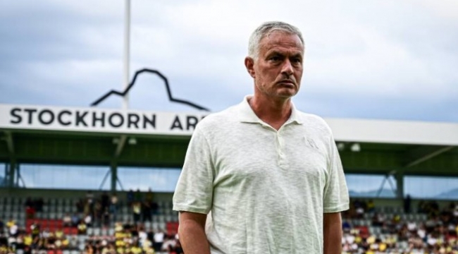 Jose Mourinho'dan 3'lü savunma kararı!