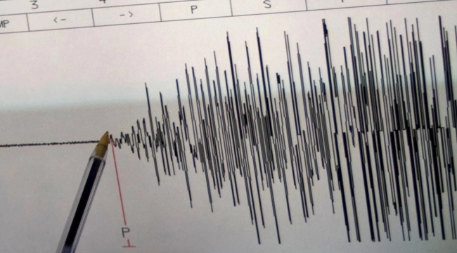 Japonya'da 6,2 büyüklüğünde deprem!