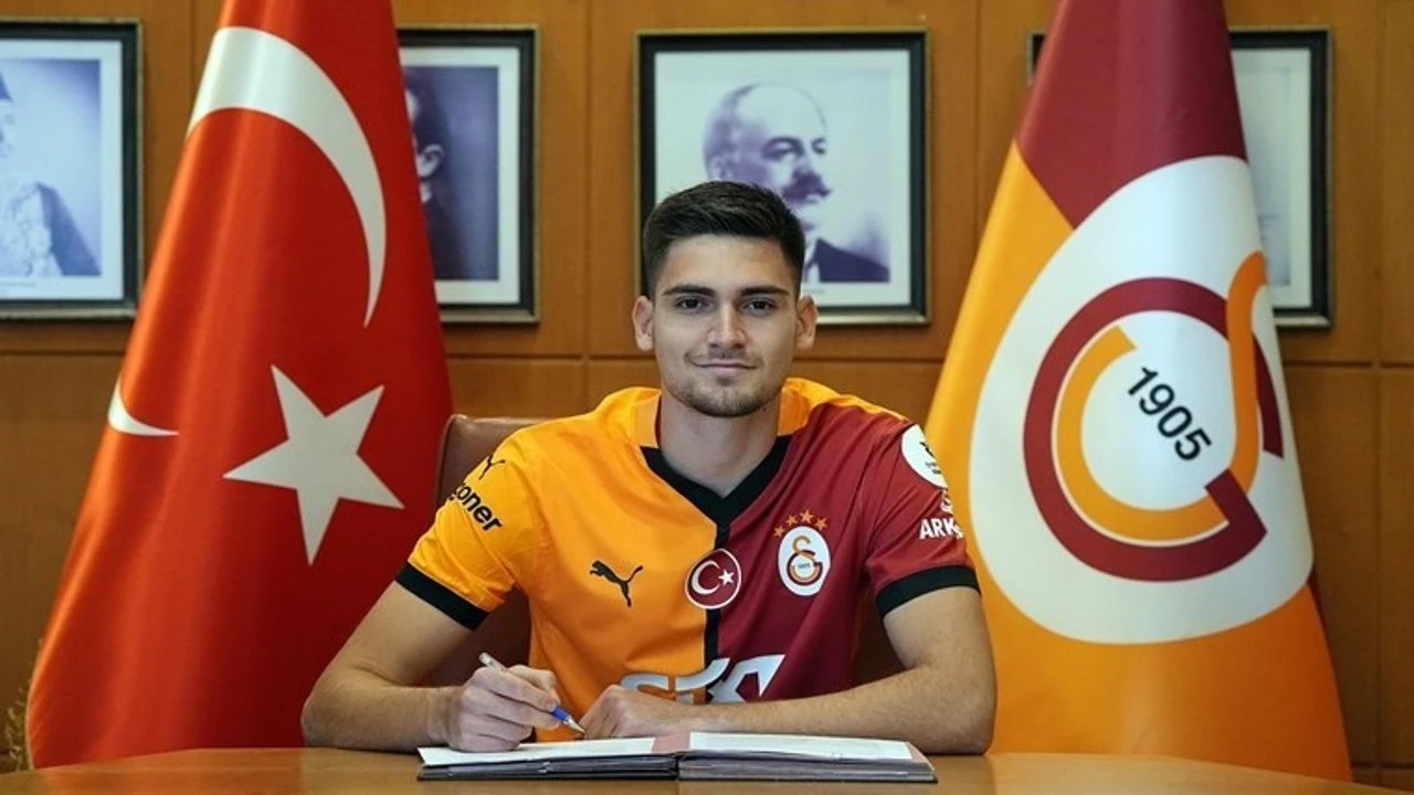 Galatasaray'da iç transferde iki imza!