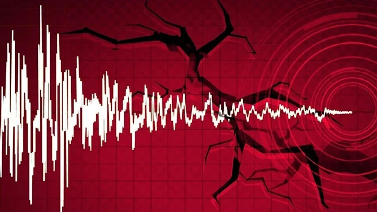 AFAD duyurdu: Ege Denizi'nde peş peşe iki deprem!